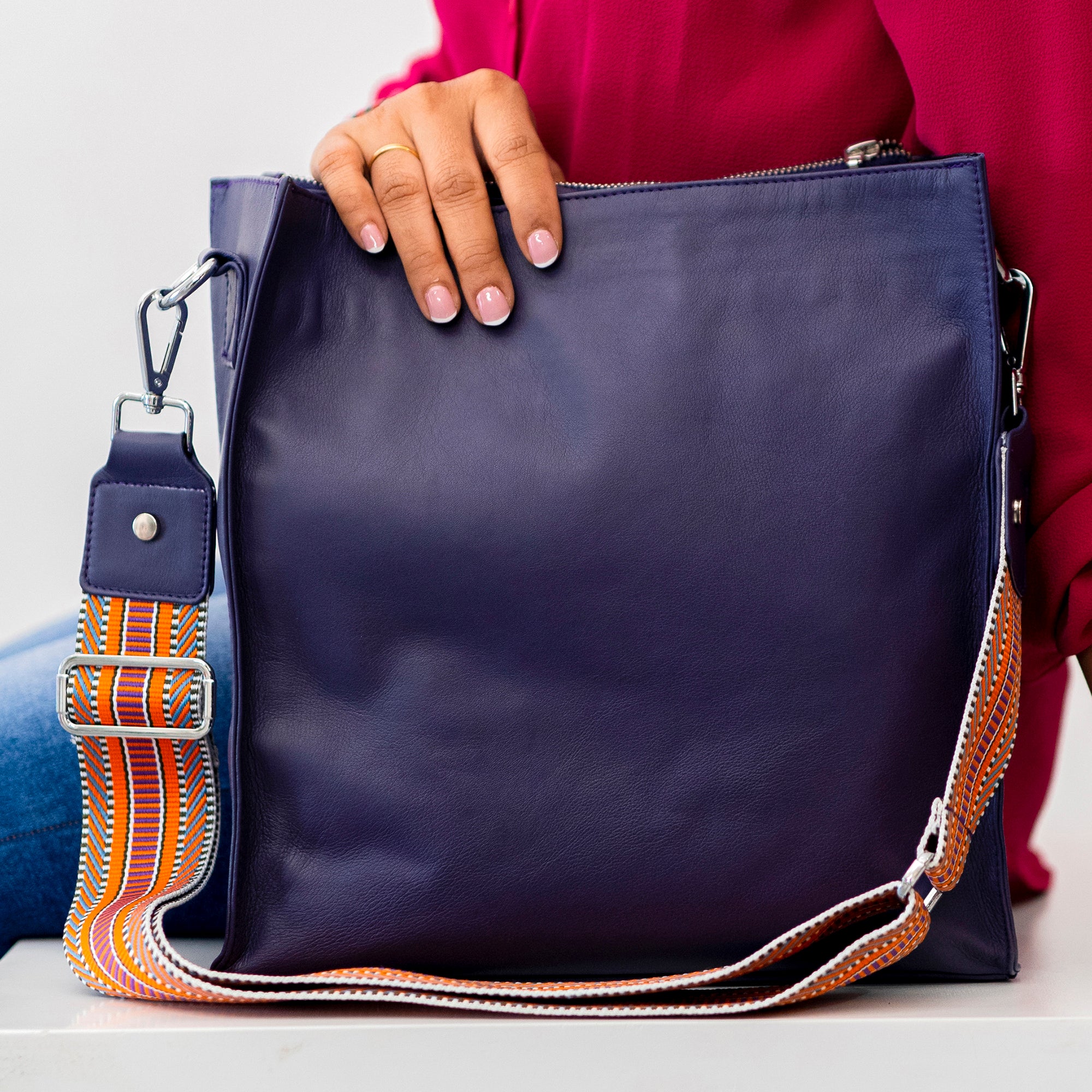 Custom Bag Designs Alex Silver & Pink Drip Heart Crossbody Handbag